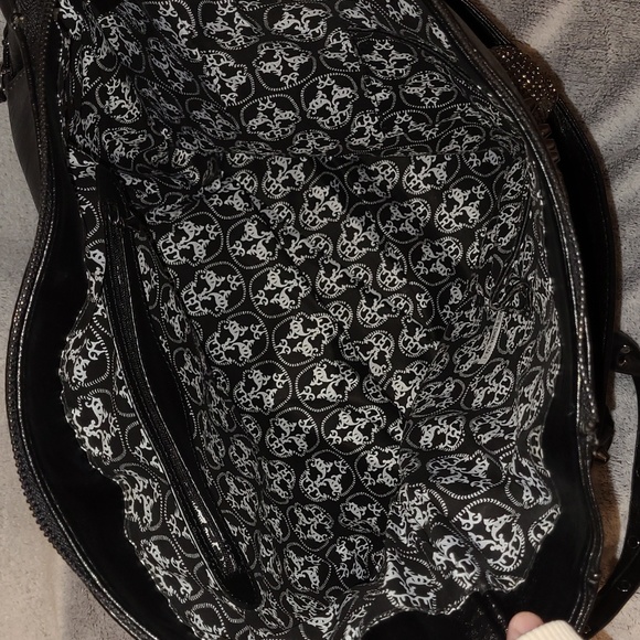 Skull Studded Faux Leather Tote Bag - Picture 5 of 8